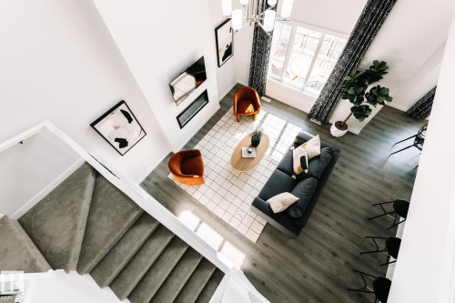 803 157 Avenue, Edmonton, AB - Indoor