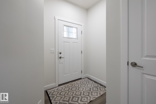 803 157 Avenue, Edmonton, AB - Indoor Photo Showing Other Room