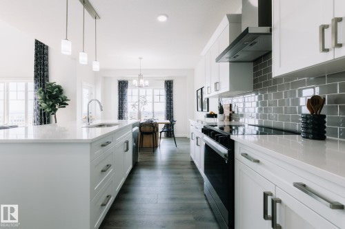 803 157 Avenue, Edmonton, AB - Indoor Photo Showing Kitchen With Upgraded Kitchen