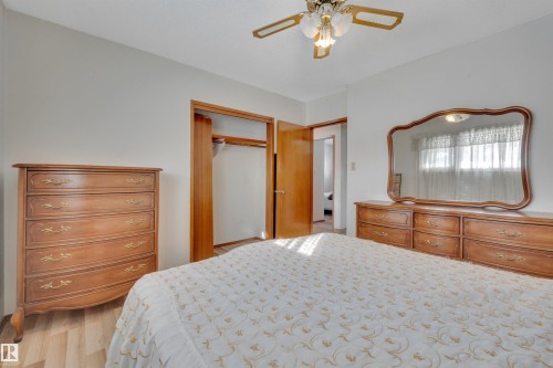 8104 135 Avenue, Edmonton, AB - Indoor Photo Showing Bedroom