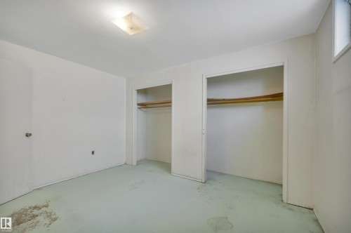 8104 135 Avenue, Edmonton, AB - Indoor Photo Showing Other Room