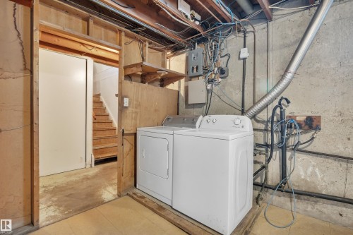 8104 135 Avenue, Edmonton, AB - Indoor Photo Showing Laundry Room