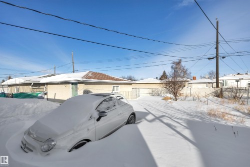 8104 135 Avenue, Edmonton, AB - Outdoor