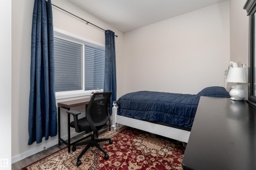 2120 Muckleplum Crescent, Edmonton, AB - Indoor Photo Showing Bedroom