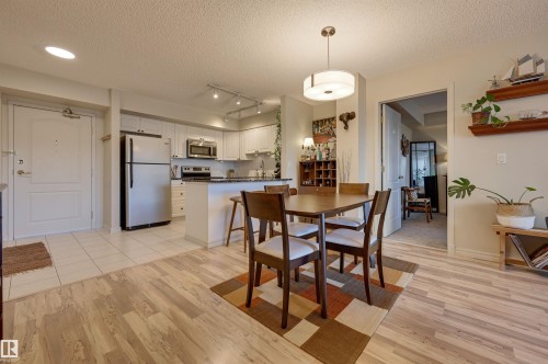 306 10909 103 Avenue, Edmonton, AB - Indoor