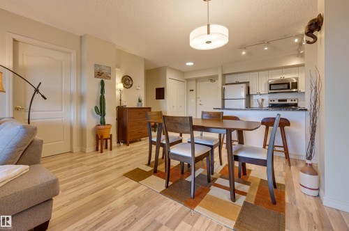306 10909 103 Avenue, Edmonton, AB - Indoor Photo Showing Dining Room