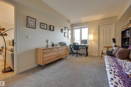 306 10909 103 Avenue, Edmonton, AB - Indoor Photo Showing Bedroom