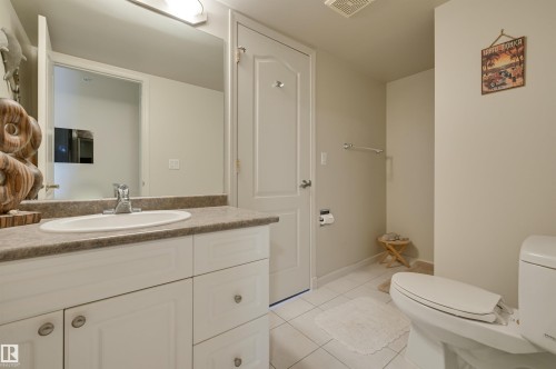 306 10909 103 Avenue, Edmonton, AB - Indoor Photo Showing Bathroom
