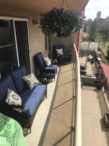 306 10909 103 Avenue, Edmonton, AB - Outdoor