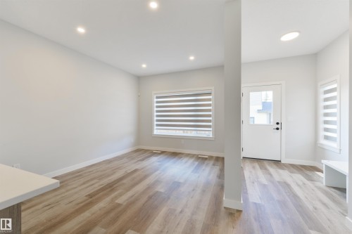 8311 & 8313 76 Avenue, Edmonton, AB - Indoor Photo Showing Other Room