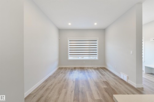 8311 & 8313 76 Avenue, Edmonton, AB - Indoor Photo Showing Other Room