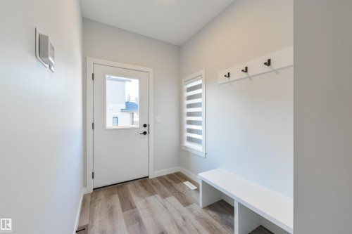 8311 & 8313 76 Avenue, Edmonton, AB - Indoor Photo Showing Other Room