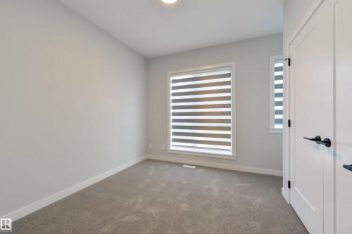 8311 & 8313 76 Avenue, Edmonton, AB - Indoor Photo Showing Other Room