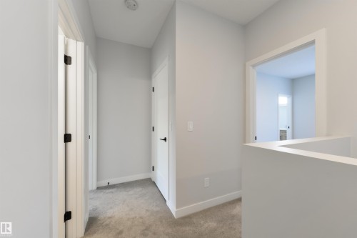 8311 & 8313 76 Avenue, Edmonton, AB - Indoor Photo Showing Other Room