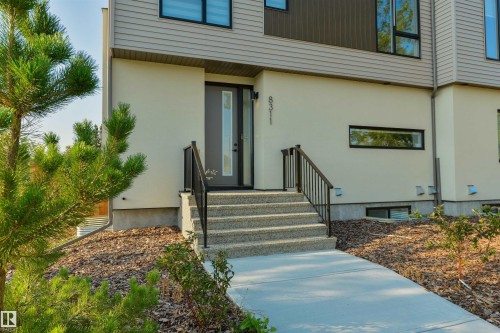 8311 & 8313 76 Avenue, Edmonton, AB - Outdoor