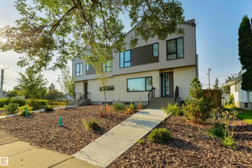 8311 & 8313 76 Avenue, Edmonton, AB - Outdoor