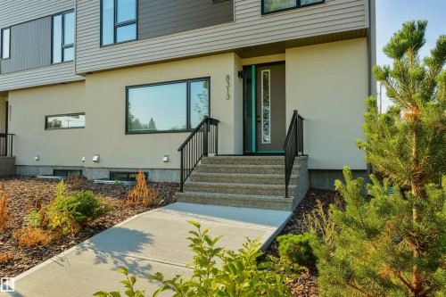 8311 & 8313 76 Avenue, Edmonton, AB - Outdoor