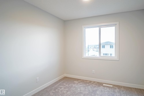 21148 25 Avenue, Edmonton, AB - Indoor Photo Showing Other Room