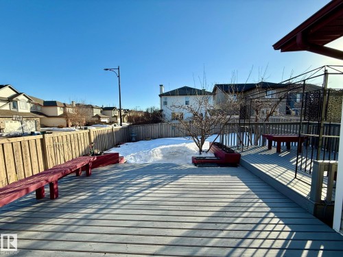 7376 Singer Way, Edmonton, AB - Outdoor With Exterior