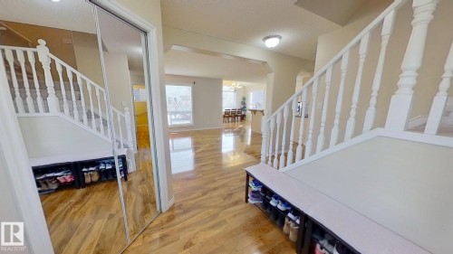 7376 Singer Way, Edmonton, AB - Indoor Photo Showing Other Room