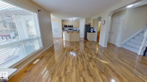 7376 Singer Way, Edmonton, AB - Indoor