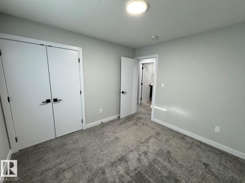 5321 Kimball Place, Edmonton, AB - Indoor Photo Showing Other Room