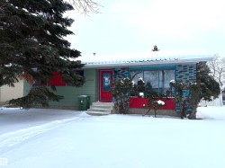 4418 45 Avenue  Bonnyville Town, AB T9N 1X5