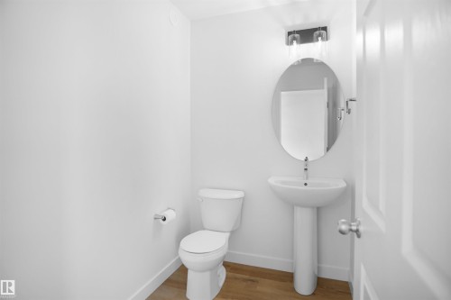 19453 22 Avenue, Edmonton, AB - Indoor Photo Showing Bathroom