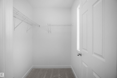 19453 22 Avenue, Edmonton, AB - Indoor With Storage