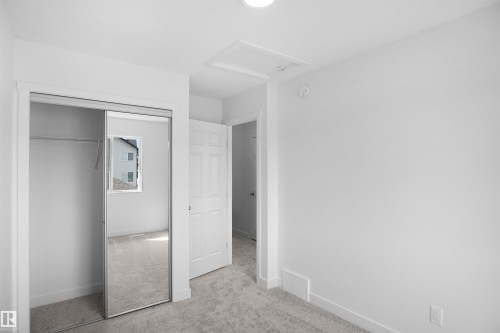 19453 22 Avenue, Edmonton, AB - Indoor Photo Showing Other Room