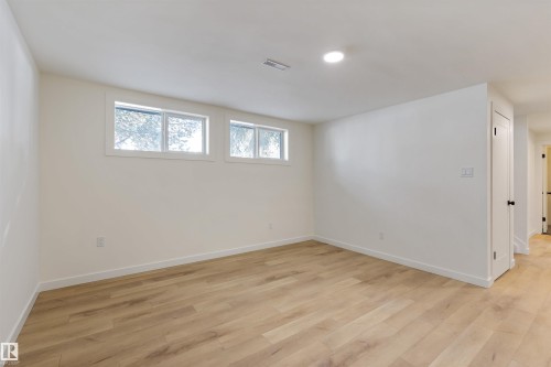 29 Anita Crescent, St. Albert, AB 