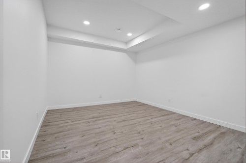 Spare room featuring recessed lighting and light wood-type flooring - 3224 160 Street, Edmonton, AB - Indoor Photo Showing Other Room
