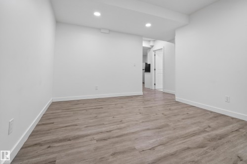 Spare room with recessed lighting and light wood-style flooring - 3224 160 Street, Edmonton, AB - Indoor Photo Showing Other Room
