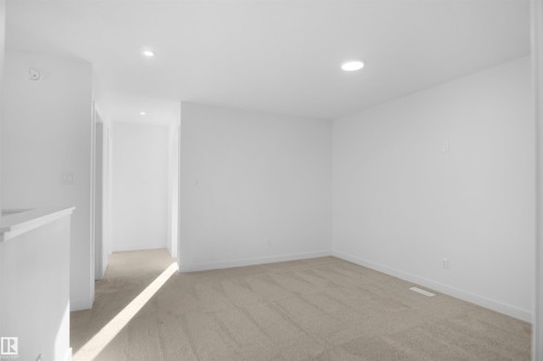 115 Ficus Way, Fort Saskatchewan, AB - Indoor Photo Showing Other Room