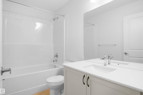 115 Ficus Way, Fort Saskatchewan, AB - Indoor Photo Showing Bathroom