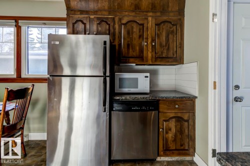 10714 128 Street, Edmonton, AB - Indoor Photo Showing Kitchen