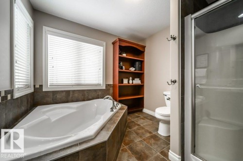 5211 Cercle Ciel, Beaumont, AB - Indoor Photo Showing Bathroom