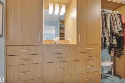 310 11220 99 Avenue, Edmonton, AB - Indoor