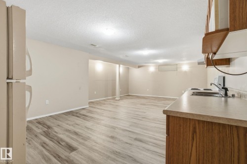4015 120 Street, Edmonton, AB - Indoor