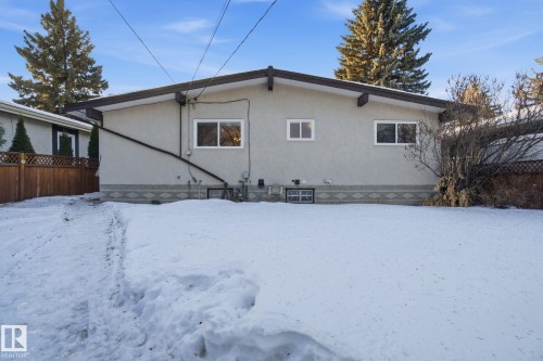 4015 120 Street, Edmonton, AB - Outdoor