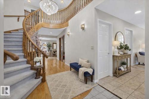 470 Rooney Crescent, Edmonton, AB - Indoor Photo Showing Other Room