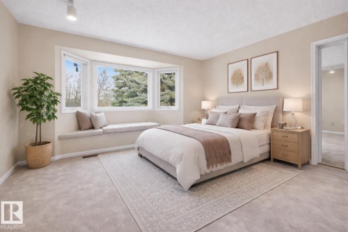 470 Rooney Crescent, Edmonton, AB - Indoor Photo Showing Bedroom