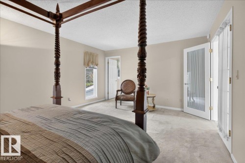 470 Rooney Crescent, Edmonton, AB - Indoor Photo Showing Bedroom