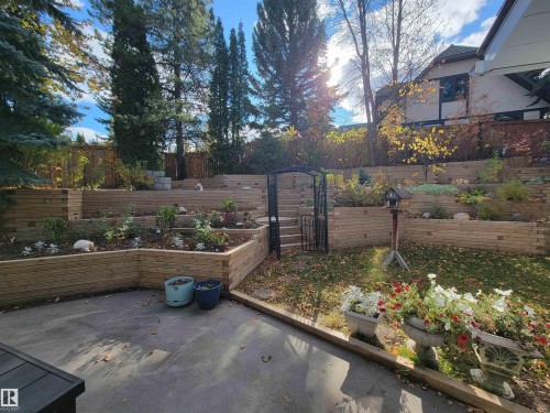 470 Rooney Crescent, Edmonton, AB - Outdoor