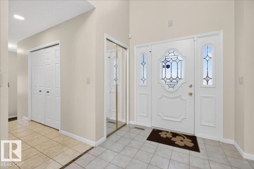 470 Rooney Crescent, Edmonton, AB - Indoor Photo Showing Other Room