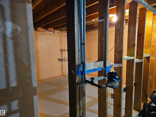 206 11421 34St, Edmonton, AB - Indoor Photo Showing Other Room