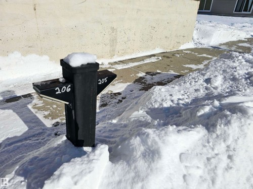 206 11421 34St, Edmonton, AB - Outdoor