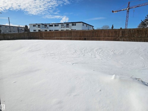 206 11421 34St, Edmonton, AB - Outdoor