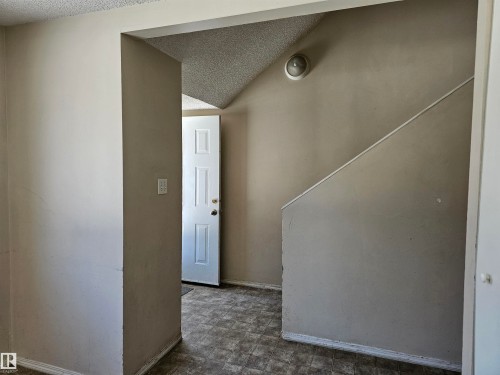 206 11421 34St, Edmonton, AB - Indoor Photo Showing Other Room