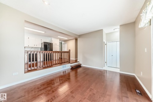 1923 52 Street Nw, Edmonton, AB - Indoor Photo Showing Other Room